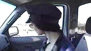 மோசமான அழகி மரியா ஓசாவா வளைந்து, இரண்டு பையன்கள் அவளை செக்ஸ் பொம்மைகளால் துளைக்கிறார்கள்