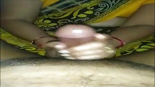 கவர்ச்சியான கருப்பு அலெக்சிஸ் அவேரி ஒரு நல்ல வெள்ளை பையனுடன் நெருக்கமாகிறார்
